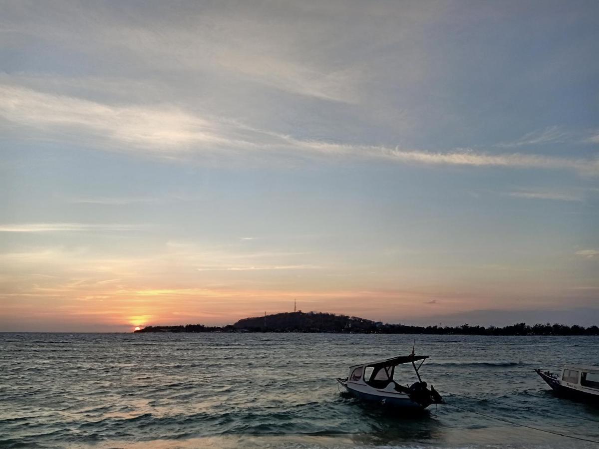 Two Brothers Bungalows Gili Meno Luaran gambar